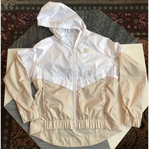 tan nike windbreaker